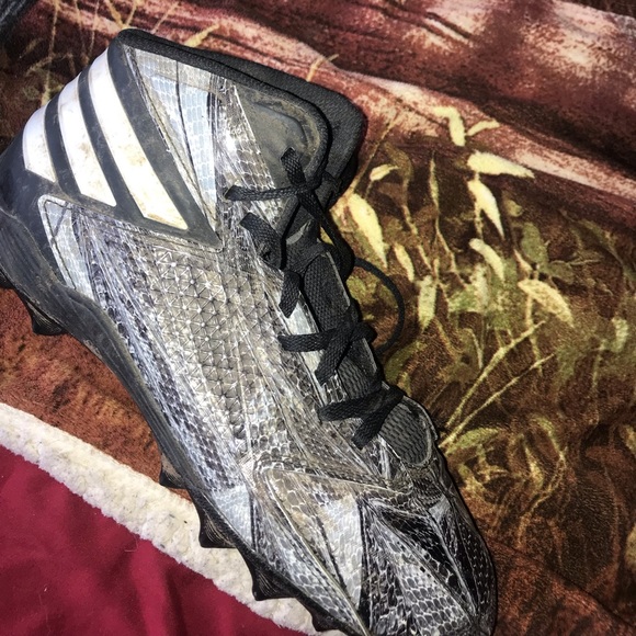 Adidas football cleats - Picture 2 of 3